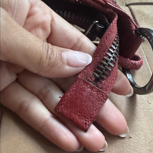 Gucci Scarlet Hobo Bag authentic (vintage) - Picture 8 of 10